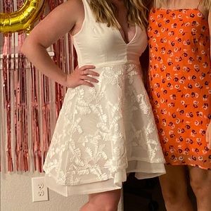 White Lace Deep V-neck Dress